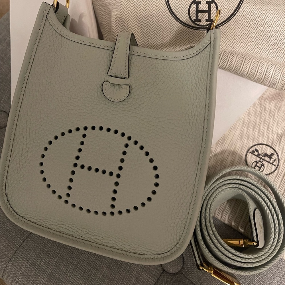 Hermes Evelyn TPM 16 Gold Hardware, Gris Neve 2023